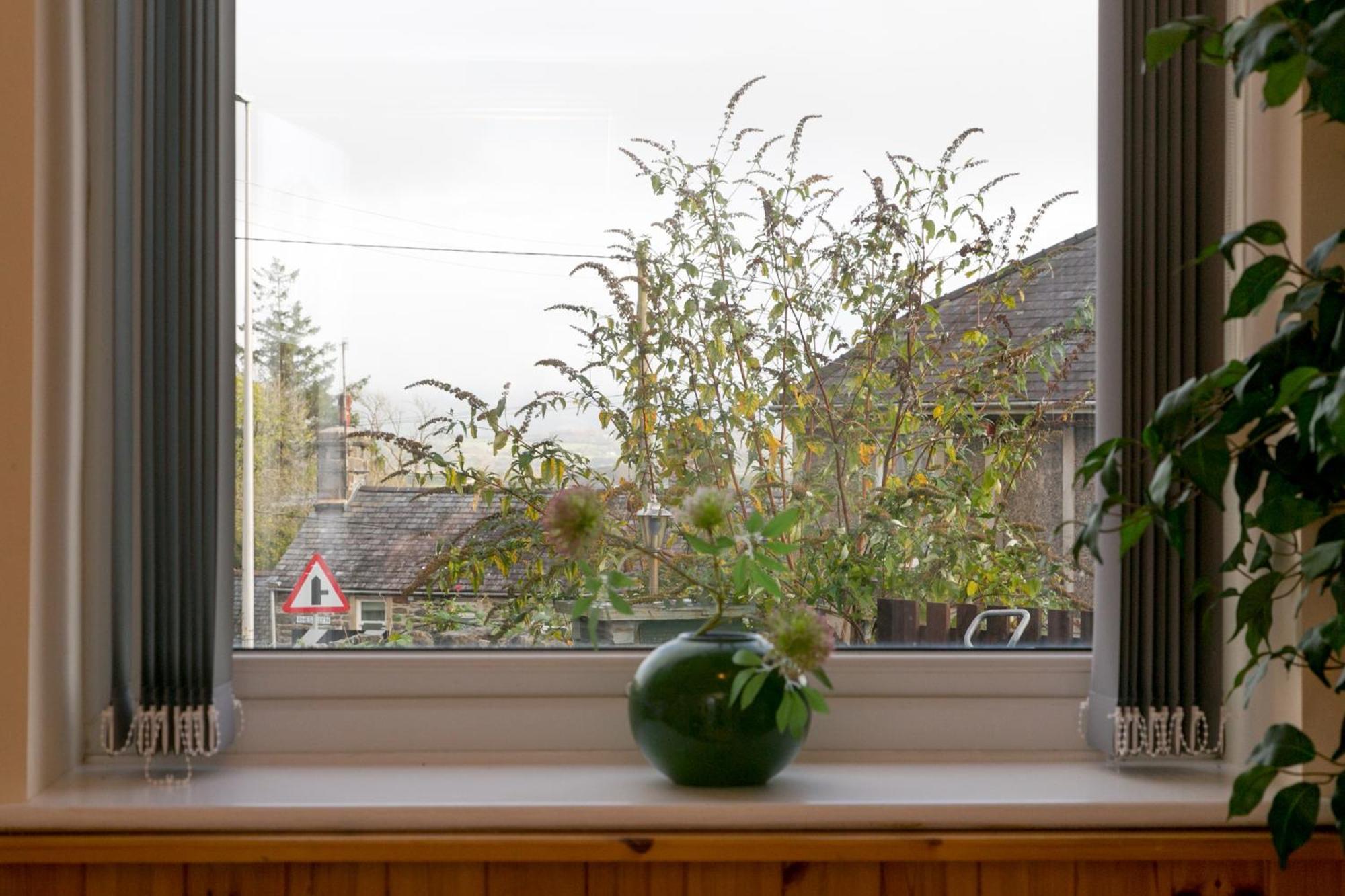 Luxury Home 10 Min To Snowdonia Football Table Tremadog Exterior photo