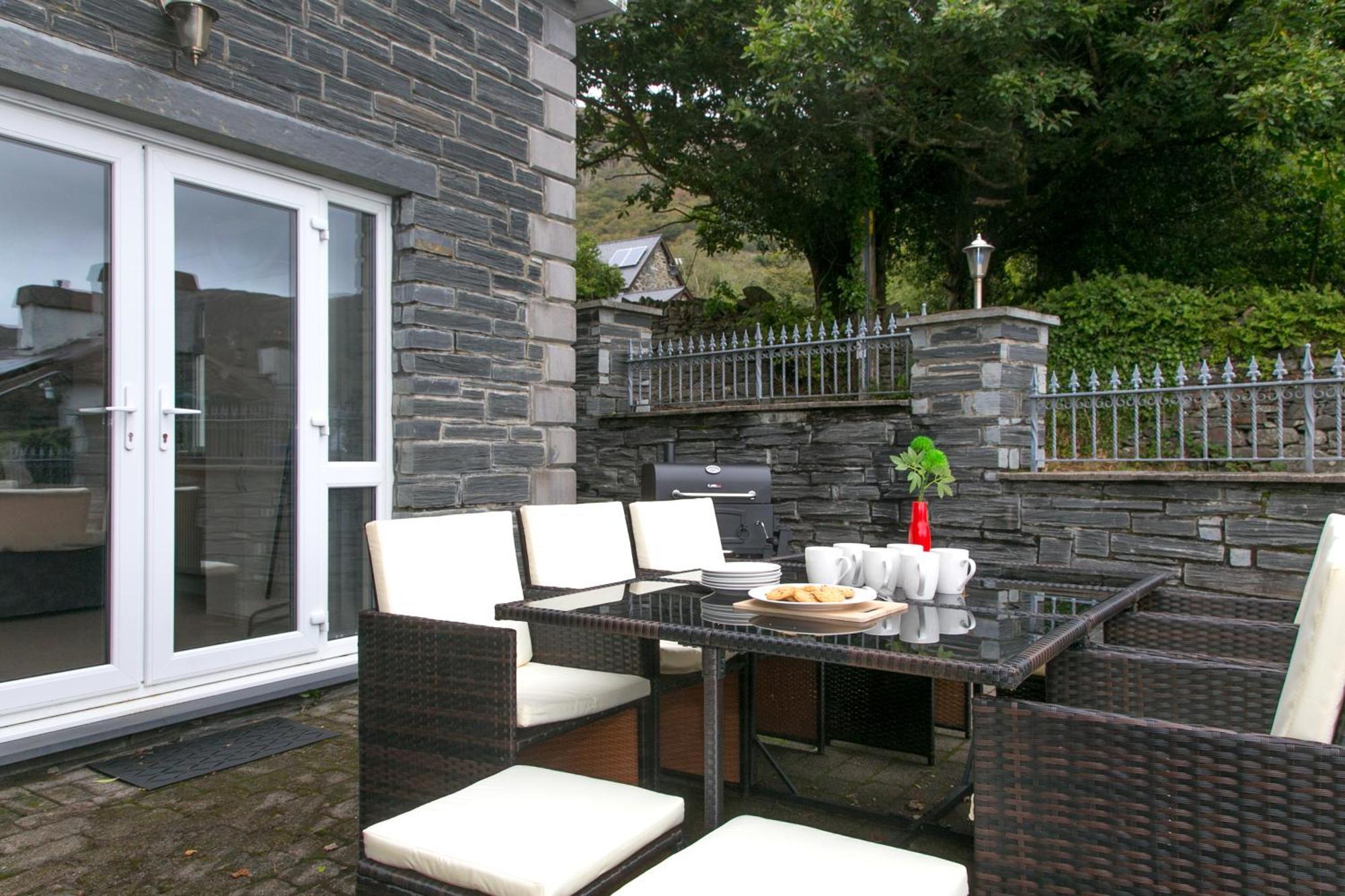 Luxury Home 10 Min To Snowdonia Football Table Tremadog Exterior photo