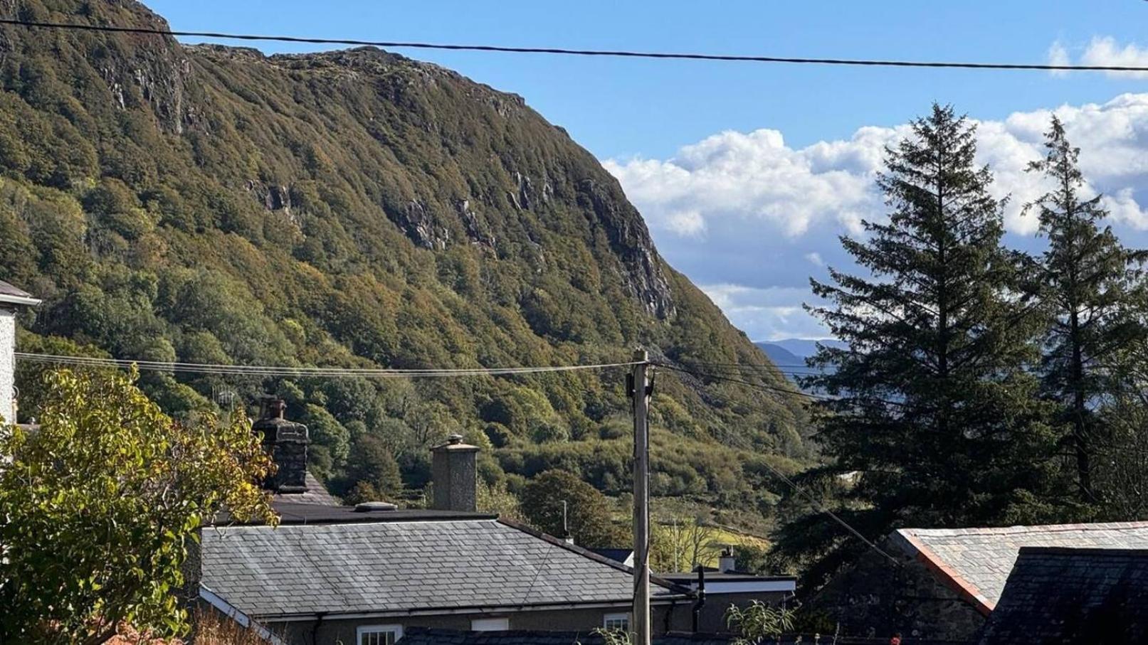 Luxury Home 10 Min To Snowdonia Football Table Tremadog Exterior photo